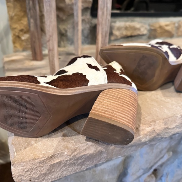 Steve Madden Brown and White Ankle Booties - Picture 4 of 5